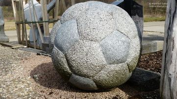 LSK-180 Ball aus Stein
