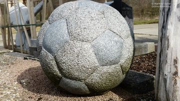 LSK-190 Ball aus Stein
